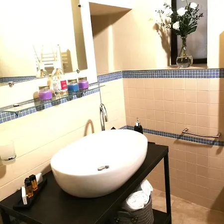 بيت للعطل Casa Vacanze La Civita *